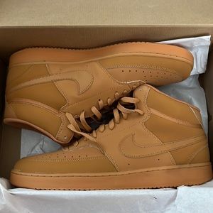 Nike Court Vision Mid